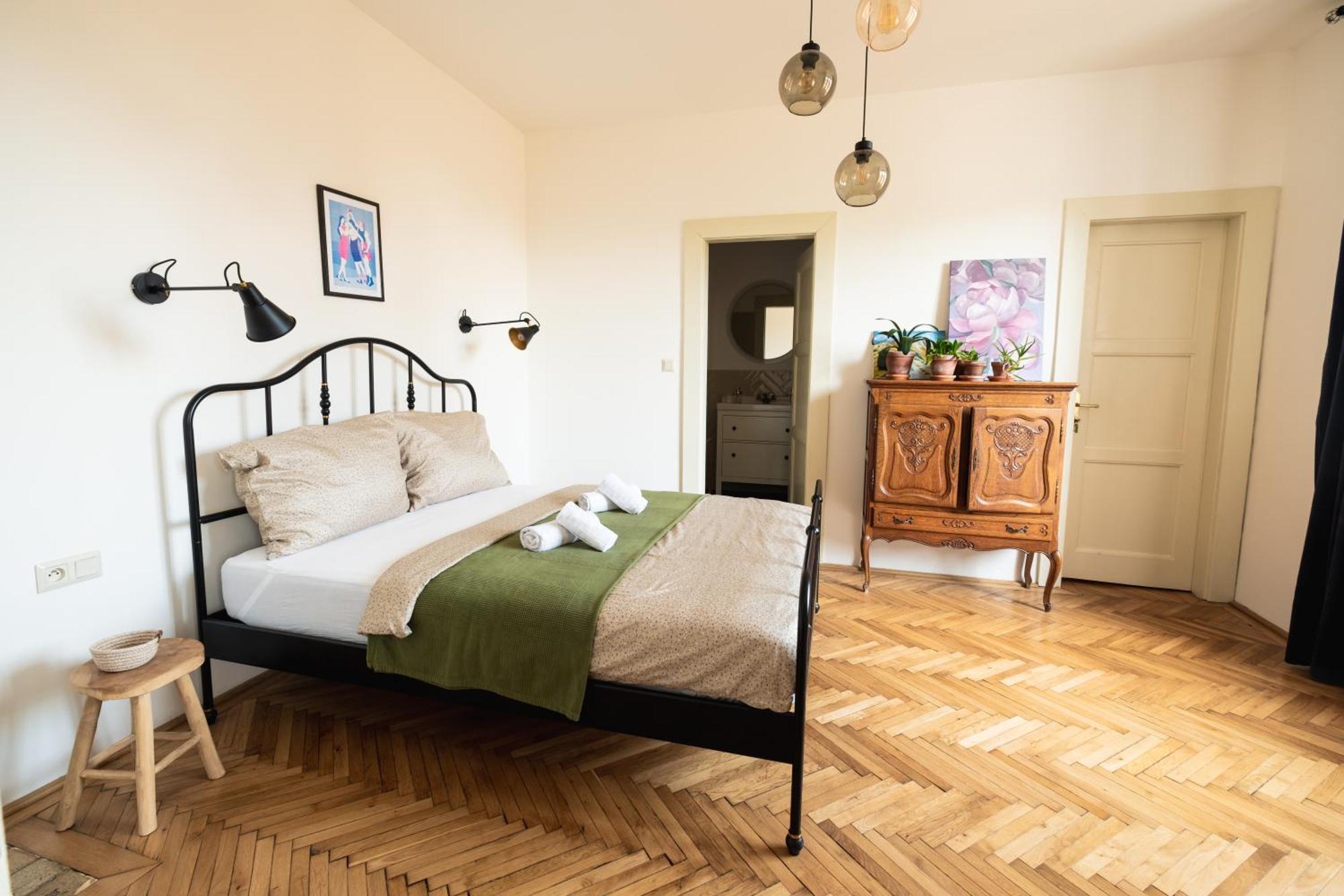 Romantic Apartment In The City Centre Banska Stiavnica Luaran gambar